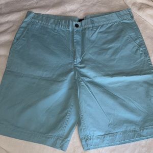 Gap mens chino shorts
